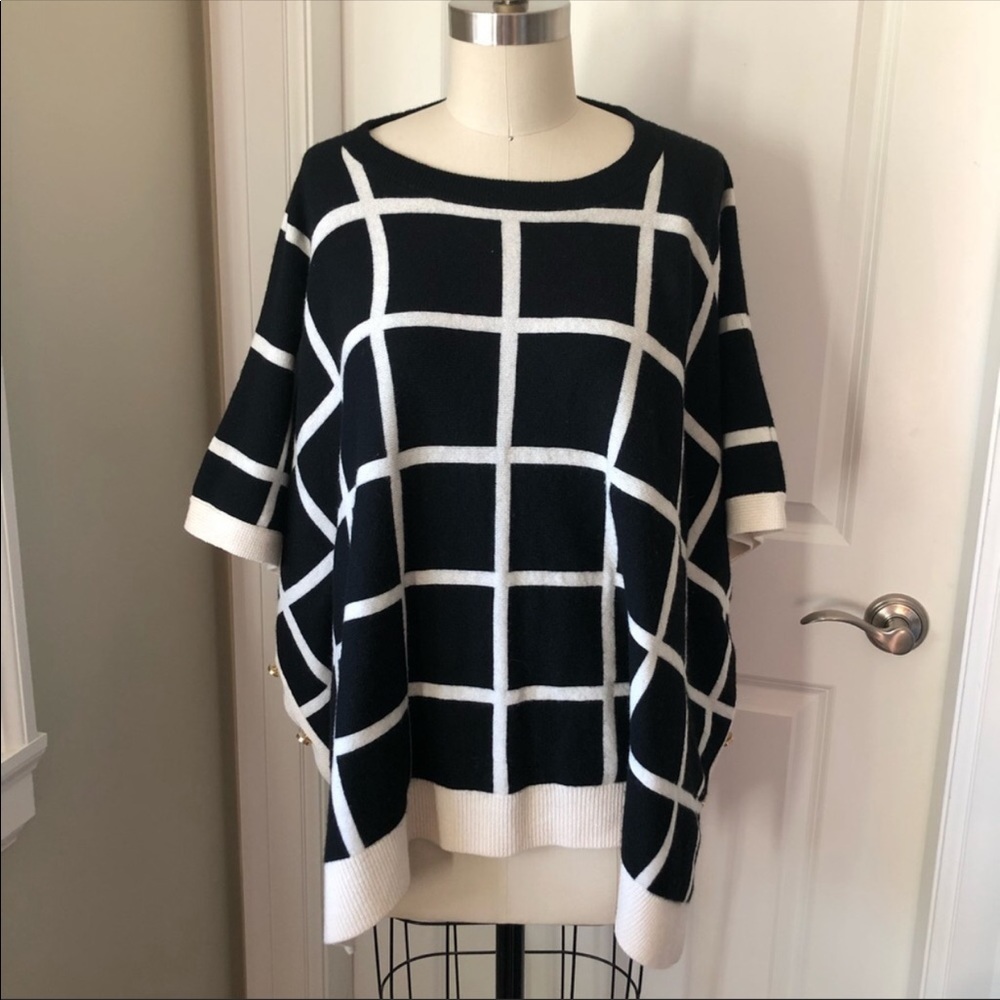 Club Monaco Cashmere Poncho Black White Plaid w/ Gold Buttons